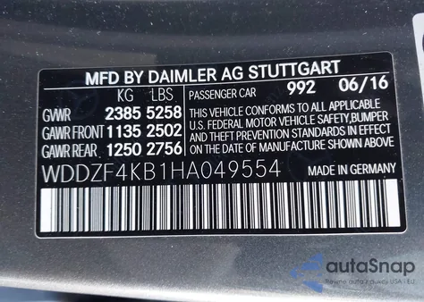 2017 Mercedes-Benz E 300 4Matic z USA, uszkodzony, nr VIN WDDZF4KB1HA049554